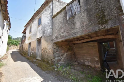Moradia T3 para Venda em Vila Nova