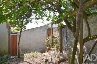 Moradia T3 para Venda em Vila Nova