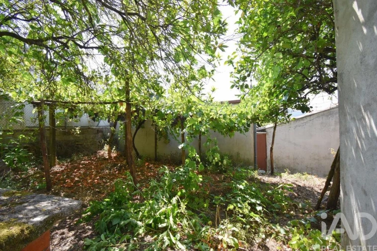 Moradia T3 para Venda em Vila Nova Foto 20