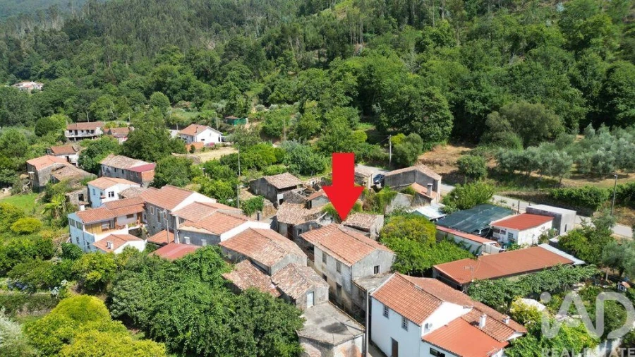 Moradia T3 para Venda em Vila Nova Foto 33