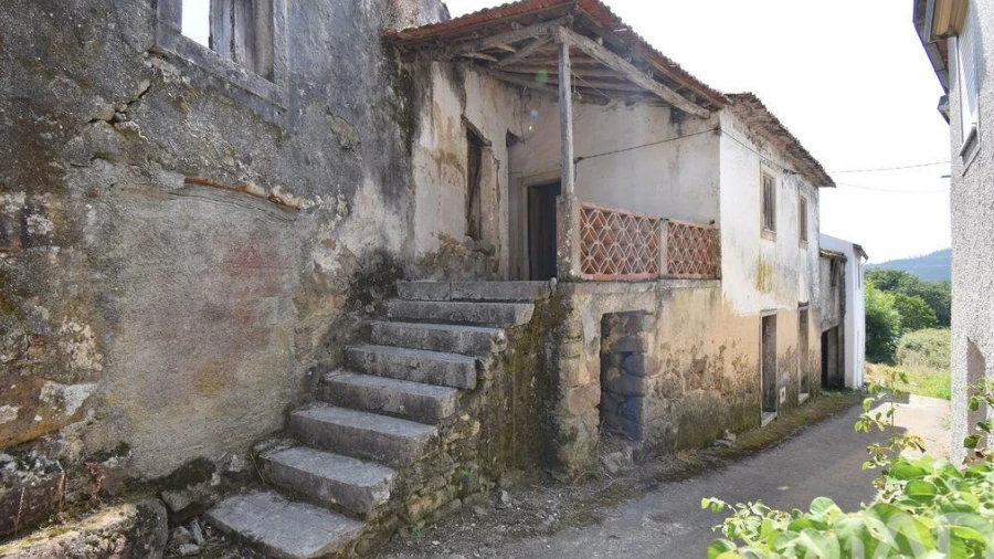 Moradia T3 para Venda em Vila Nova