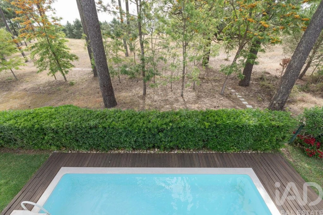 Moradia T4 para Arrendamento em Quinta do Anjo Foto 2