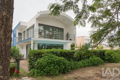 Moradia T4 para Arrendamento em Quinta do Anjo