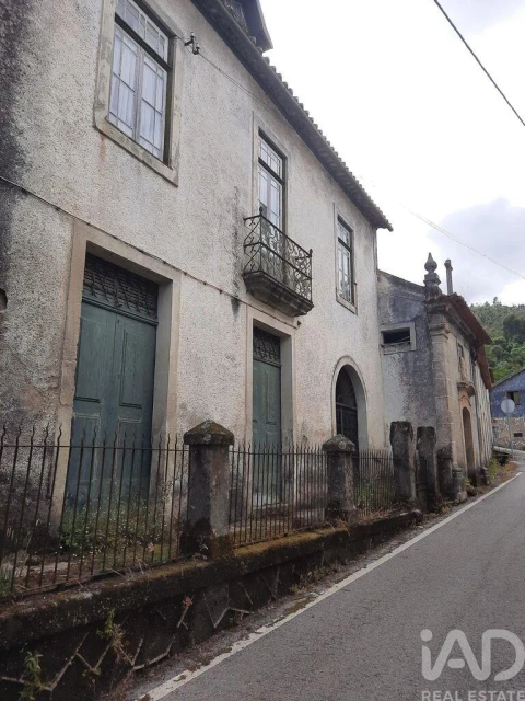 Quinta T8 para Venda em Castelões