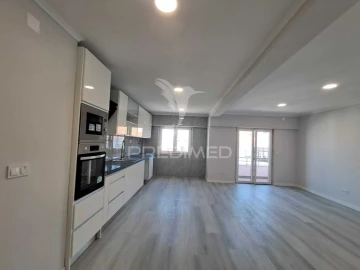 Apartamento T4 para Venda em Amora