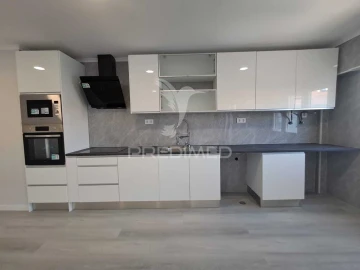 Apartamento T4 para Venda em Amora