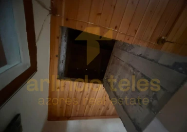 Moradia T4 para Venda em Posto Santo