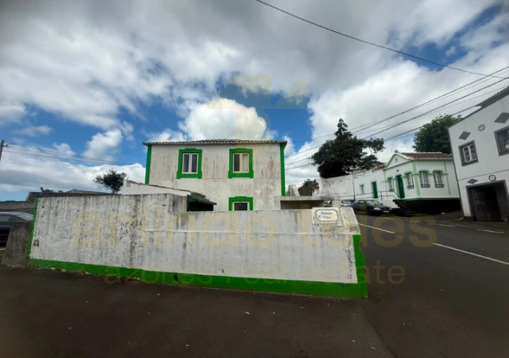 Moradia T4 para Venda em Posto Santo Foto 12