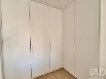 Apartamento T1 para Arrendamento em Santo António