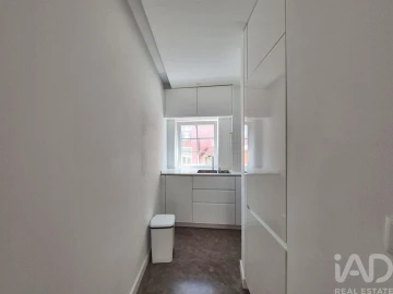 Apartamento T1 para Arrendamento em Santo António