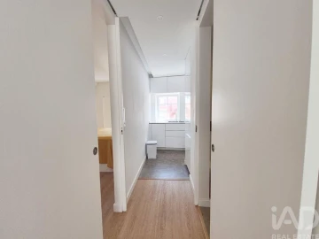 Apartamento T1 para Arrendamento em Santo António