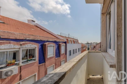 Apartamento T1 para Venda em Campo de Ourique