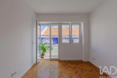 Apartamento T1 para Venda em Campo de Ourique