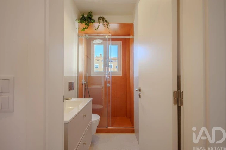 Apartamento T1 para Venda em Campo de Ourique Foto 14