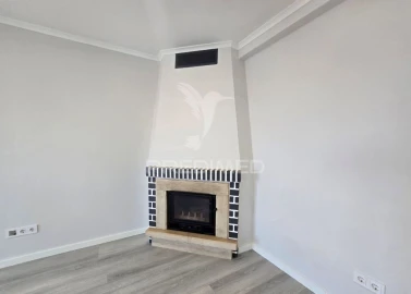 Apartamento T4 para Venda em Amora