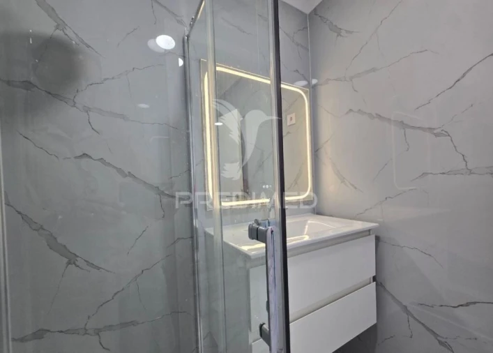 Apartamento T4 para Venda em Amora Foto 9