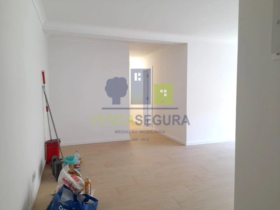Apartamento T3 para Venda em Beja (Santiago Maior e São João Baptista) Foto 17