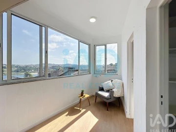 Apartamento T2 para Venda em Campanhã