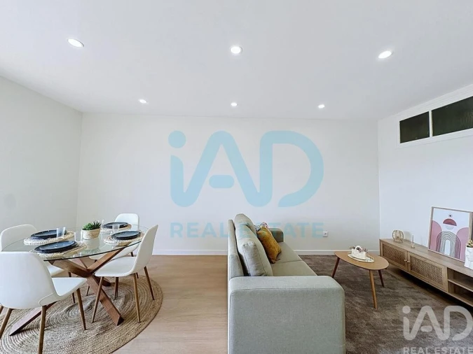 Apartamento T2 para Venda em Campanhã Foto 6