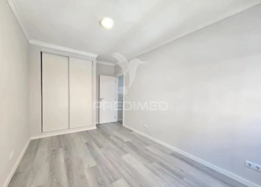 Apartamento T2 para Venda em Corroios