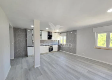 Apartamento T2 para Venda em Corroios