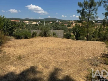 Terreno para Venda em Sobreira Formosa e Alvito da Beira