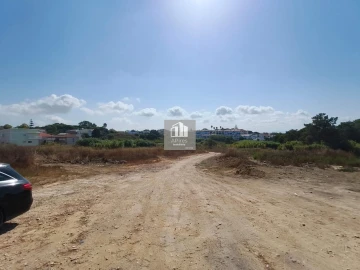 Terreno para Venda em Caparica e Trafaria