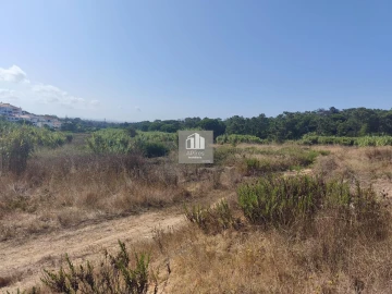 Terreno para Venda em Caparica e Trafaria