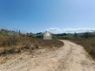 Terreno para Venda em Caparica e Trafaria