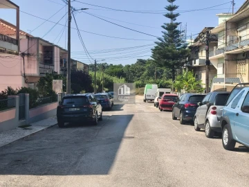 Terreno para Venda em Caparica e Trafaria