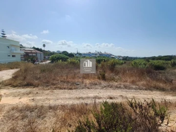 Terreno para Venda em Caparica e Trafaria