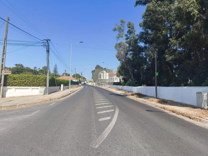 Terreno para Venda em Caparica e Trafaria Foto 3