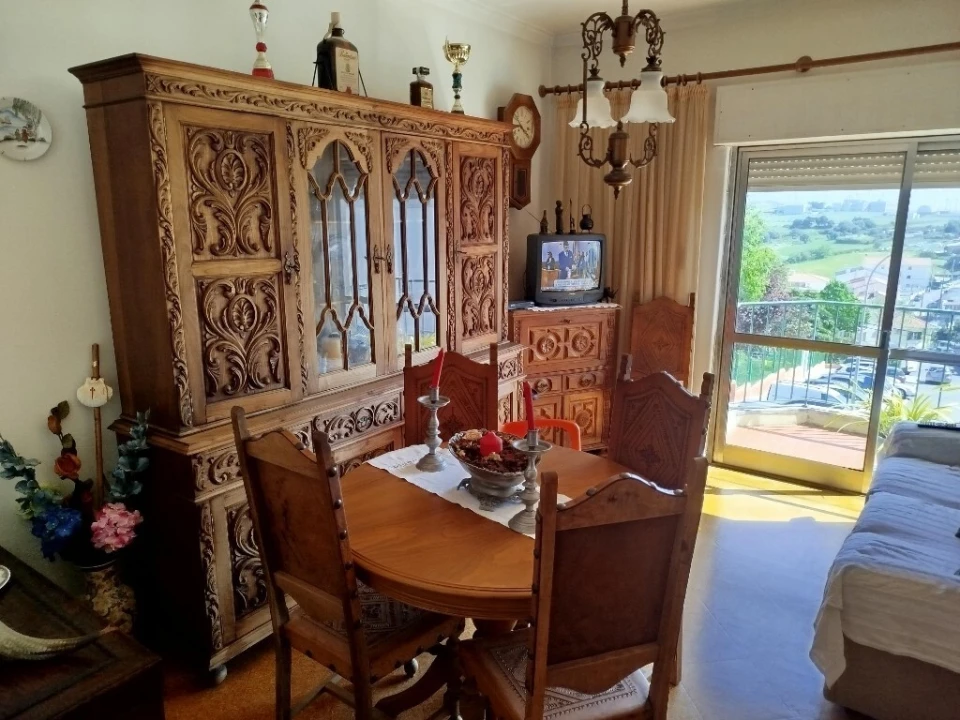 Apartamento T2 para Venda em Barcarena Foto 2