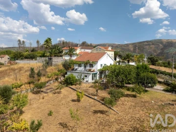 Moradia para Venda em Cerdeira e Moura da Serra