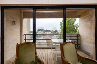 Apartamento T3 para Arrendamento em Aldoar, Foz do Douro e Nevogilde