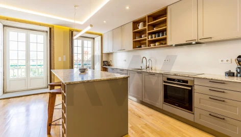 Apartamento T3 para Venda em Subportela, Deocriste e Portela Susã