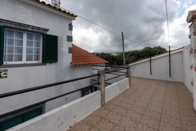 Moradia T3 para Venda em Rabo de Peixe