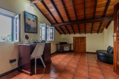 Moradia T3 para Venda em Rabo de Peixe