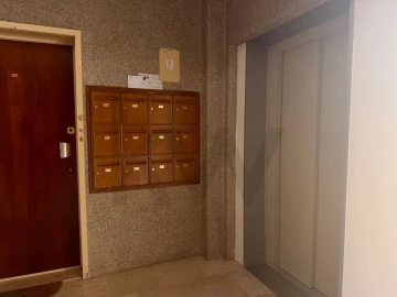 Apartamento T4 para Venda em Oeiras e São Julião da Barra, Paço de Arcos e Caxias