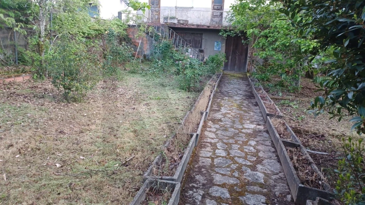 Moradia T3 para Venda em Cabanas de Viriato Foto 21