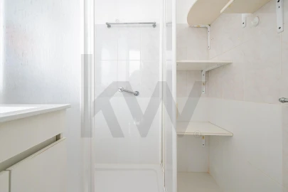 Apartamento T1 para Venda em Penha de França