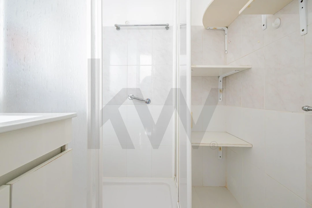 Apartamento T1 para Venda em Penha de França Foto 13