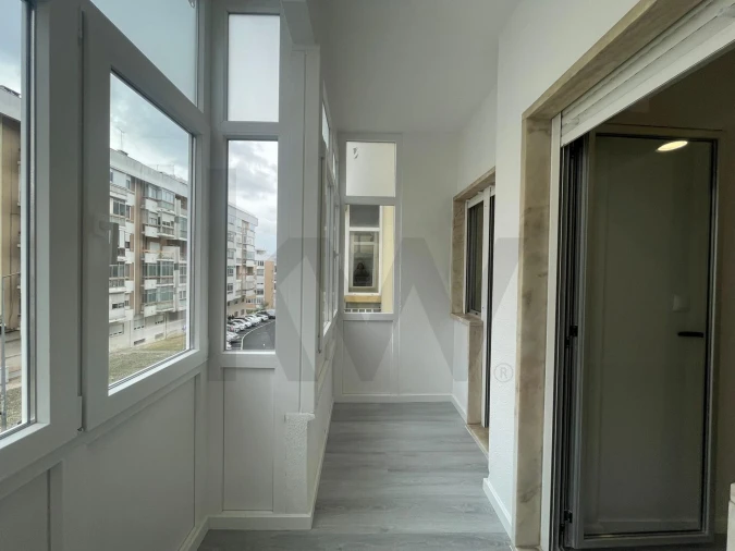 Apartamento T2 para Venda em Oeiras e São Julião da Barra, Paço de Arcos e Caxias Foto 8