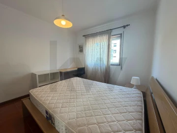 Quarto para Arrendamento em Requeixo, Nossa Senhora de Fátima e Nariz