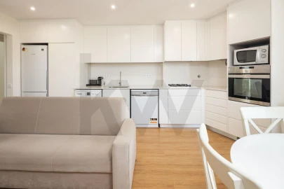 Apartamento T3 para Arrendamento em Benfica