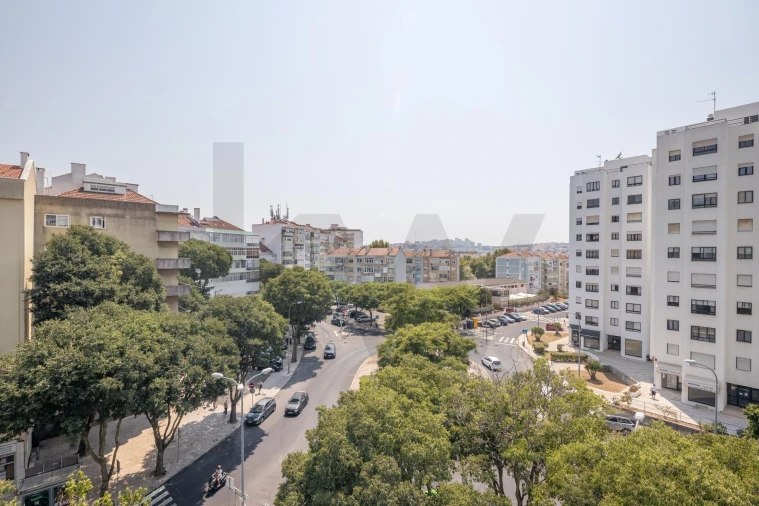 Apartamento T3 para Arrendamento em Benfica Foto 19