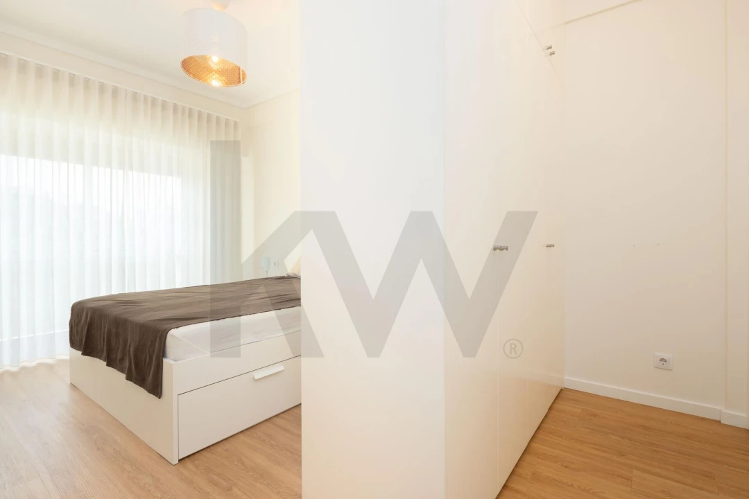 Apartamento T3 para Arrendamento em Benfica Foto 3