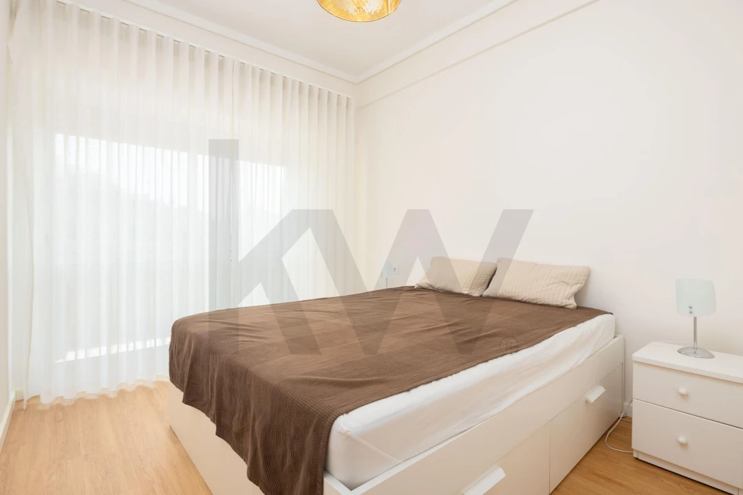 Apartamento T3 para Arrendamento em Benfica Foto 5