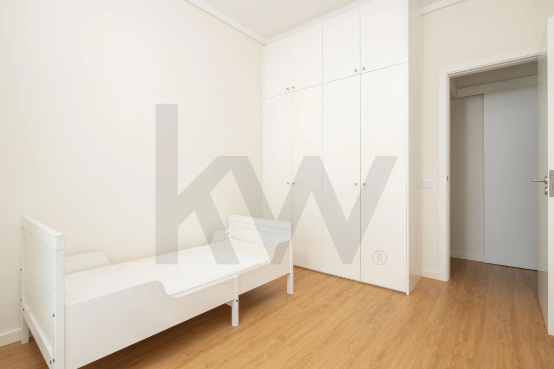 Apartamento T3 para Arrendamento em Benfica Foto 8