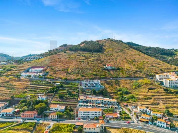 Terreno para Venda em Caniço